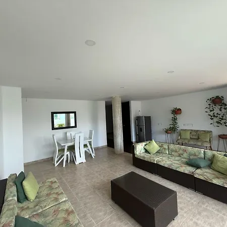 Brisa Del Mar Apartamento *